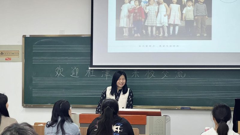 微电影光影秘境：揭秘微电影拍摄必备灯光设备**