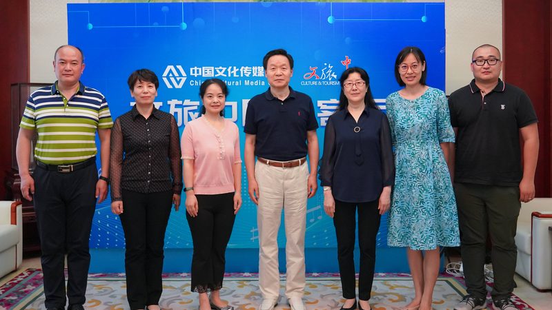 揭秘文化传媒公司代理收费：背后的逻辑与考量